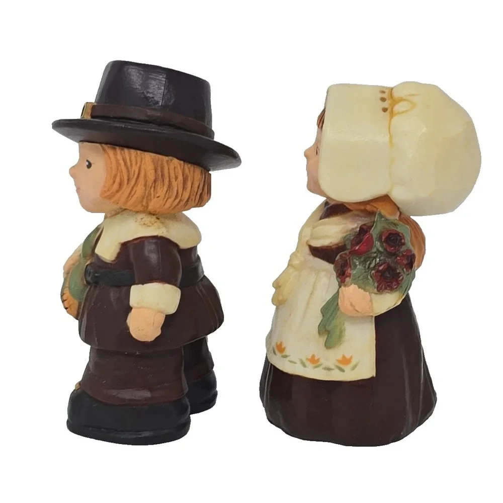 VTG 80's Hallmark Thanksgiving Salt Pepper Shakers Pilgrim Merry Miniatures U260
